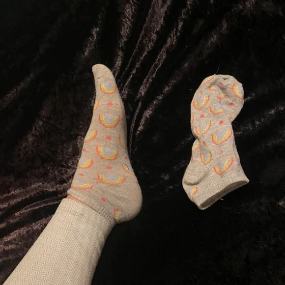 SOCKS - Picture 5 of 9